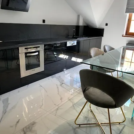 Atmosfera 8 ビトゥフ