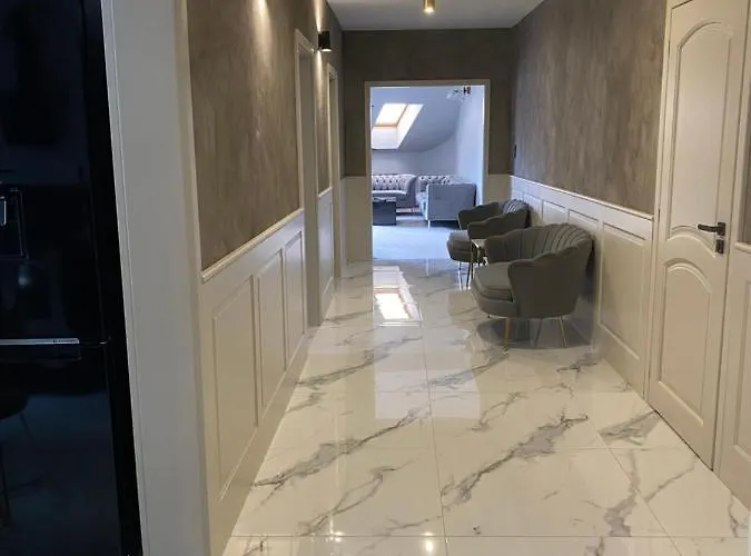 アパート Atmosfera 8 ビトゥフ