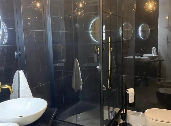 Atmosfera 8 アパート *